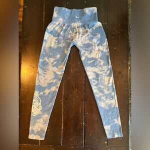 Darc Sport She Big Wolf Loyalty “Everson Seamless” Leggings